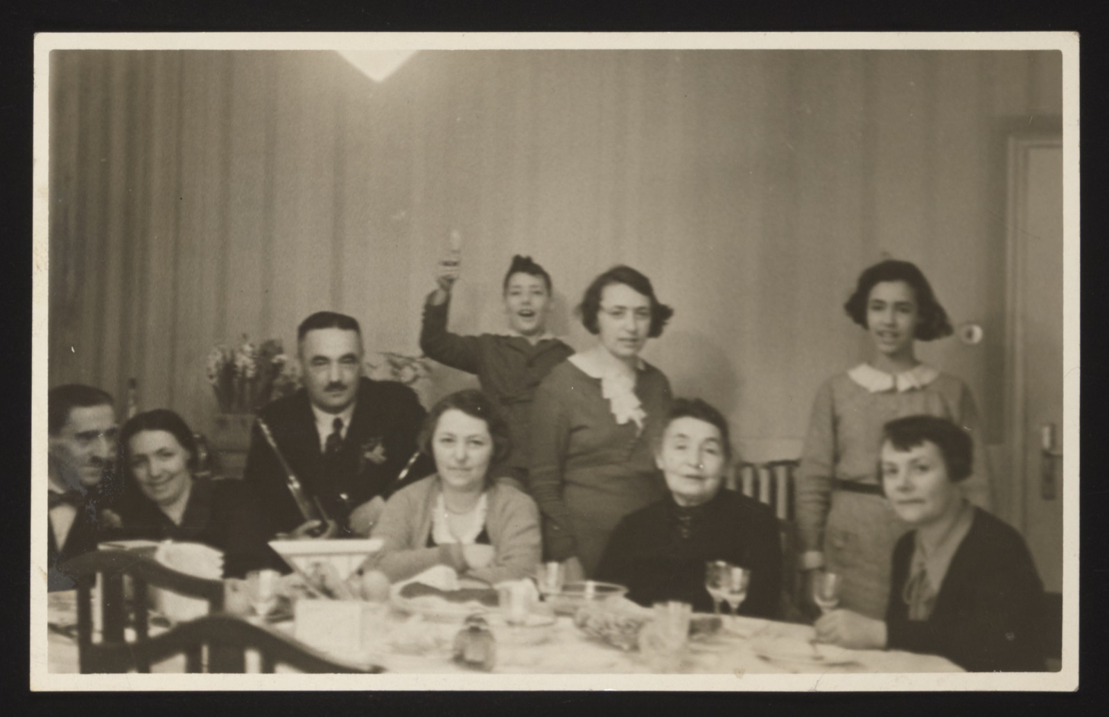 Oppenheimer family dinner, Munich, February 1932