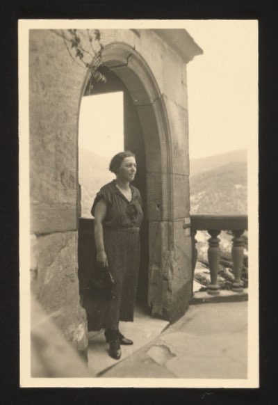 Photo of children, November 1932.